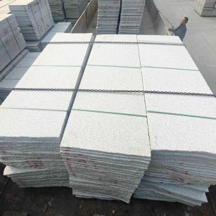 内蒙古芝麻白毛板，石材毛板