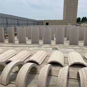 内蒙古黄金麻别墅柱皮 异形 线条定制