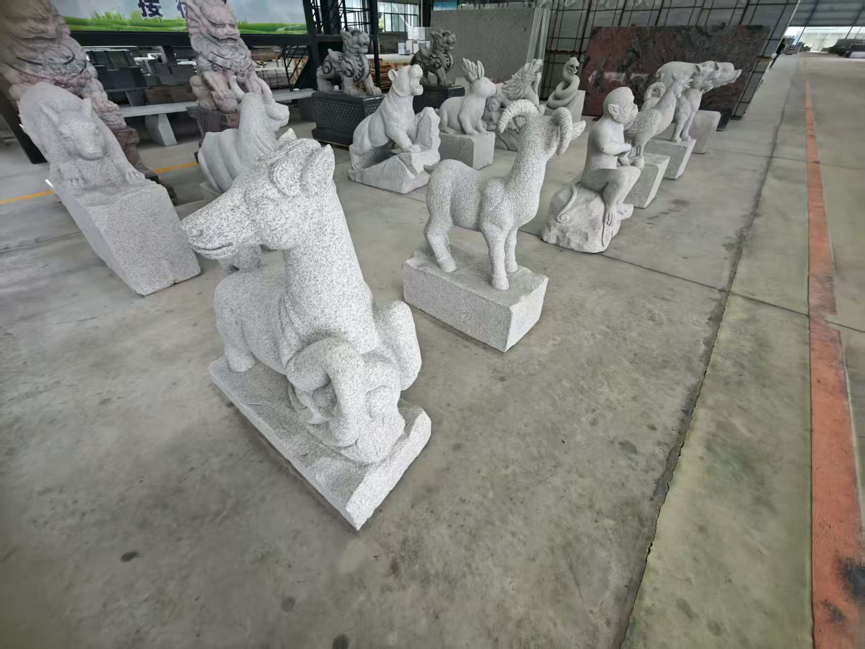 内蒙古芝麻白雕刻 十二生肖 异形雕刻