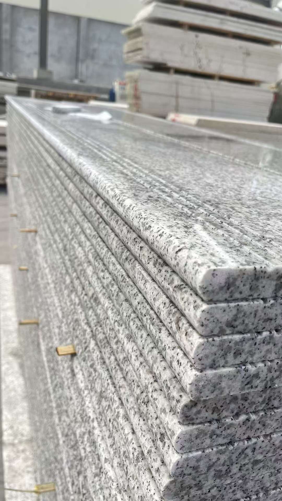 内蒙古芝麻白楼梯踏步 花岗岩楼梯板材